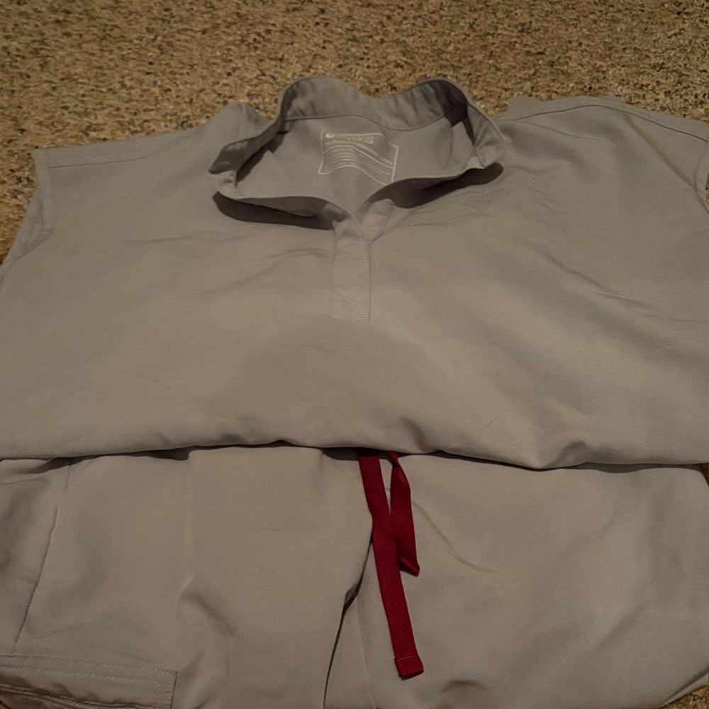 Figs Technical Collection Gray scrub jogger set